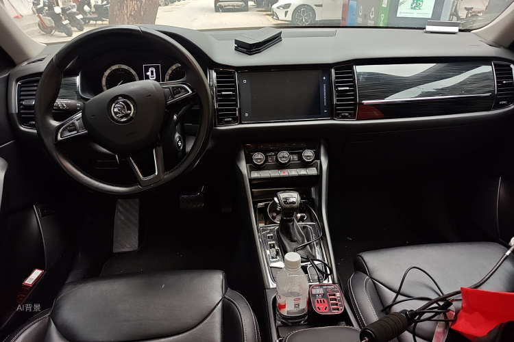 Skoda Kodiaq 2018 imagem de carro #11