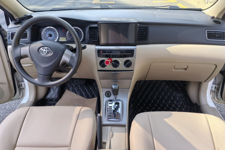 Toyota Corolla (Classic) 2015 car image #11
