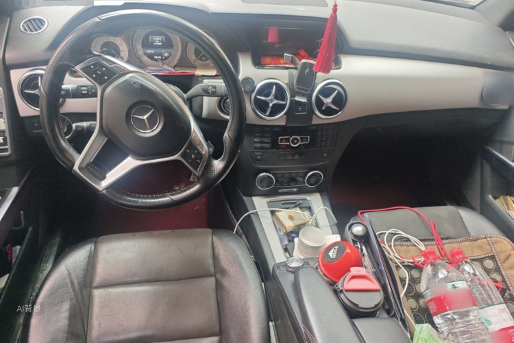 Mercedes-Benz GLK Class 2015 car image #11