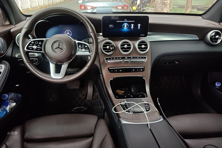Mercedes-Benz 2020 car image #11