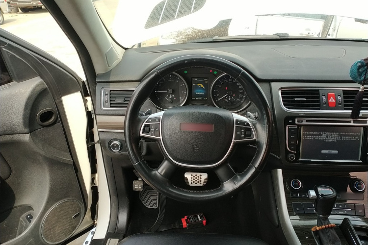 Haval H8 2015 صورة سيارة #11