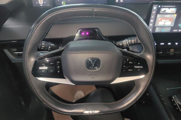 Changan UNI-K iDD 2022 car image #11