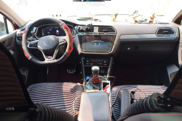 Volkswagen Tiguan X 2021 immagine di auto #11