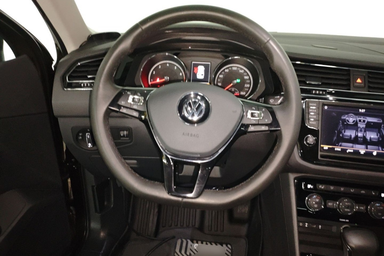 Volkswagen Tiguan L 2018 #11 Volkswagen Tiguan L 2018 car image #11