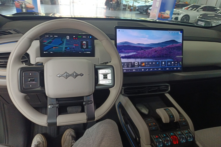 FangChengBao Tiger 3 2025 car image #11