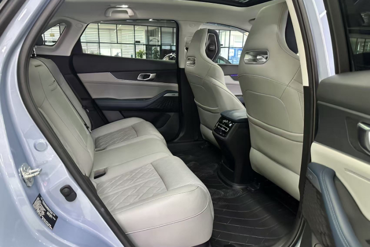 Changan UNI-K iDD 2022 immagine di auto #11