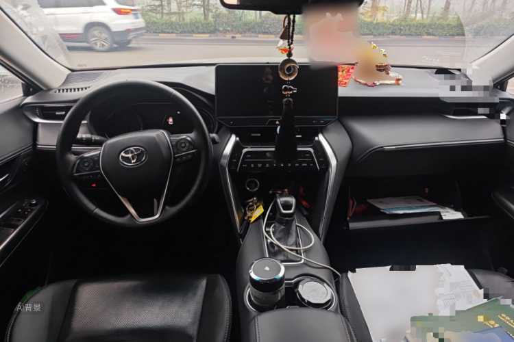 Toyota Harrier 2022 car image #11