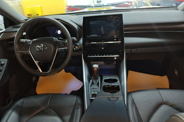 Toyota Avalon 2023 car image #11