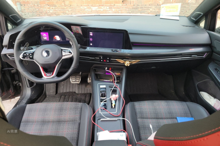 Volkswagen GolfGTI 2023 immagine di auto #11