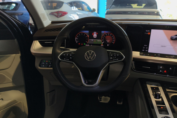 Volkswagen Tavendor 2024 immagine di auto #11