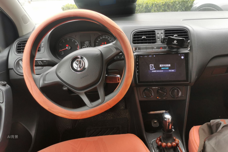 Volkswagen Polo 2018 car image #11