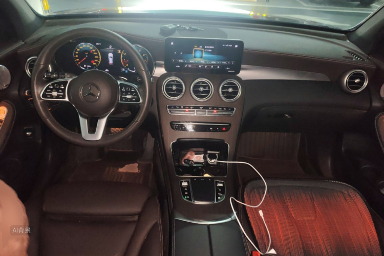 Mercedes-Benz GLC Class 2020 car image #11