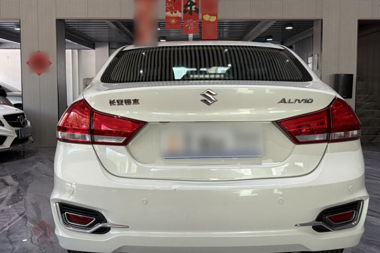 Suzuki Ciaz 2017 изображение автомобиля #11