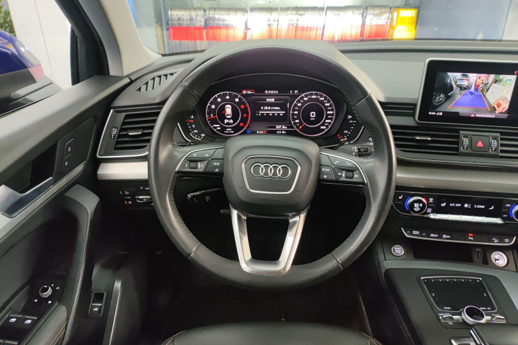 Audi Q5L 2019 صورة سيارة #11