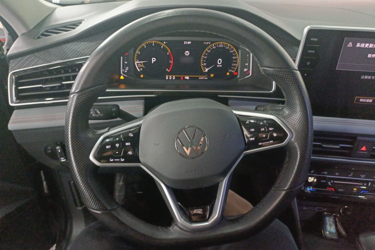 Volkswagen Tiguan X 2023 immagine di auto #11