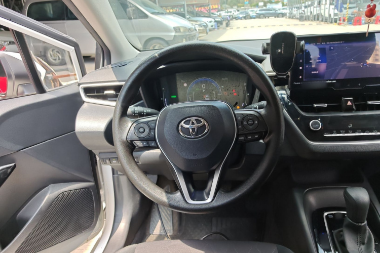 Toyota Corolla 2024 #11 Toyota Corolla 2024 car image #11