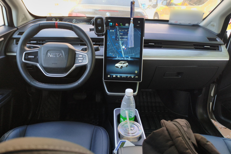 哪吒汽车 哪吒AYA 2024 汽车图片 #11