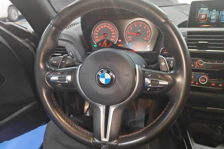 BMW M2 2017 immagine di auto #11