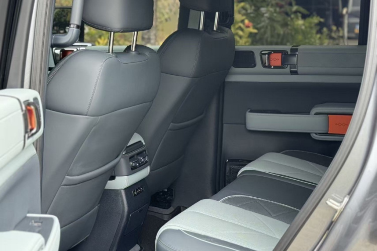 FangChengBao Leopard 5 2025 изображение автомобиля #11