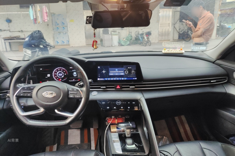 Hyundai Elantra 2021 immagine di auto #11