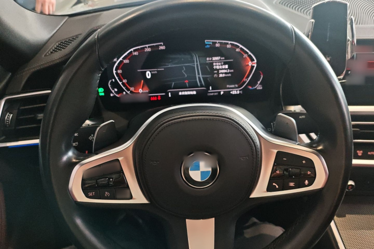 BMW 4 Series 2023 car image #11