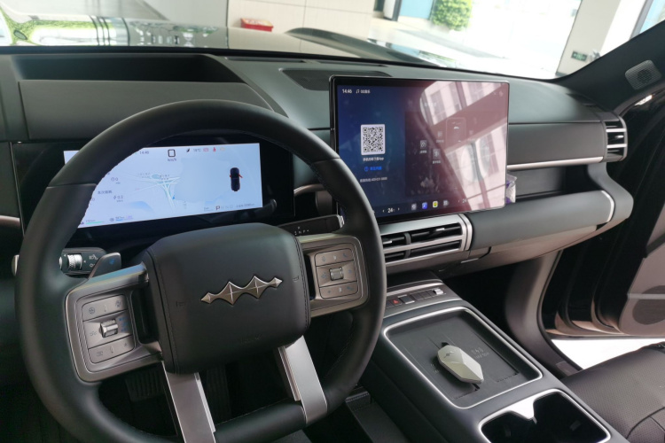 FangChengBao Tiger 7 2025 car image #11