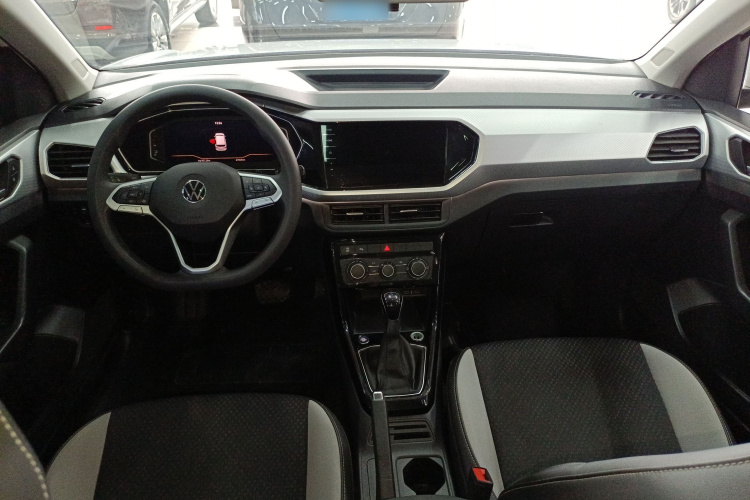 Volkswagen Tacqua 2023 car image #11