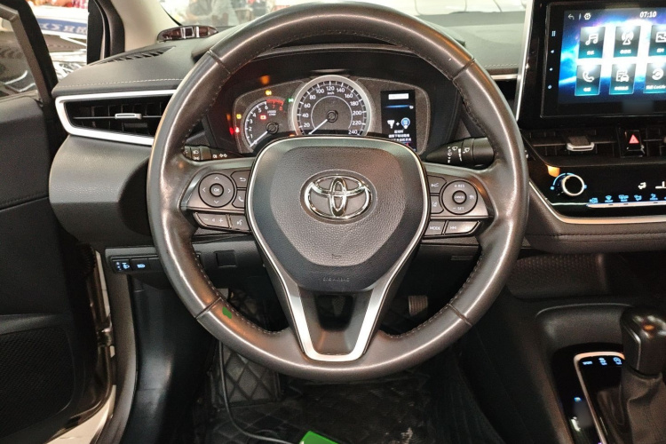 Toyota Corolla 2019 #11 Toyota Corolla 2019 car image #11