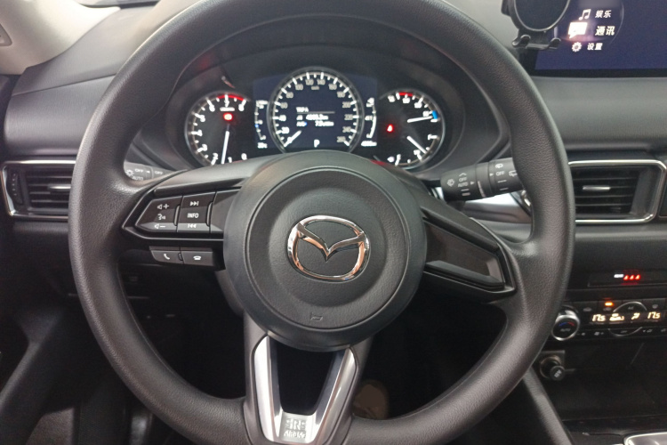 Mazda CX-5 2025 car image #11