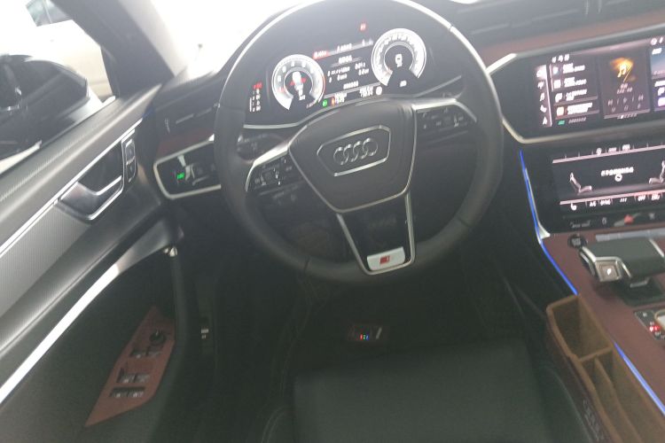 Audi A6L 2025 car image #11