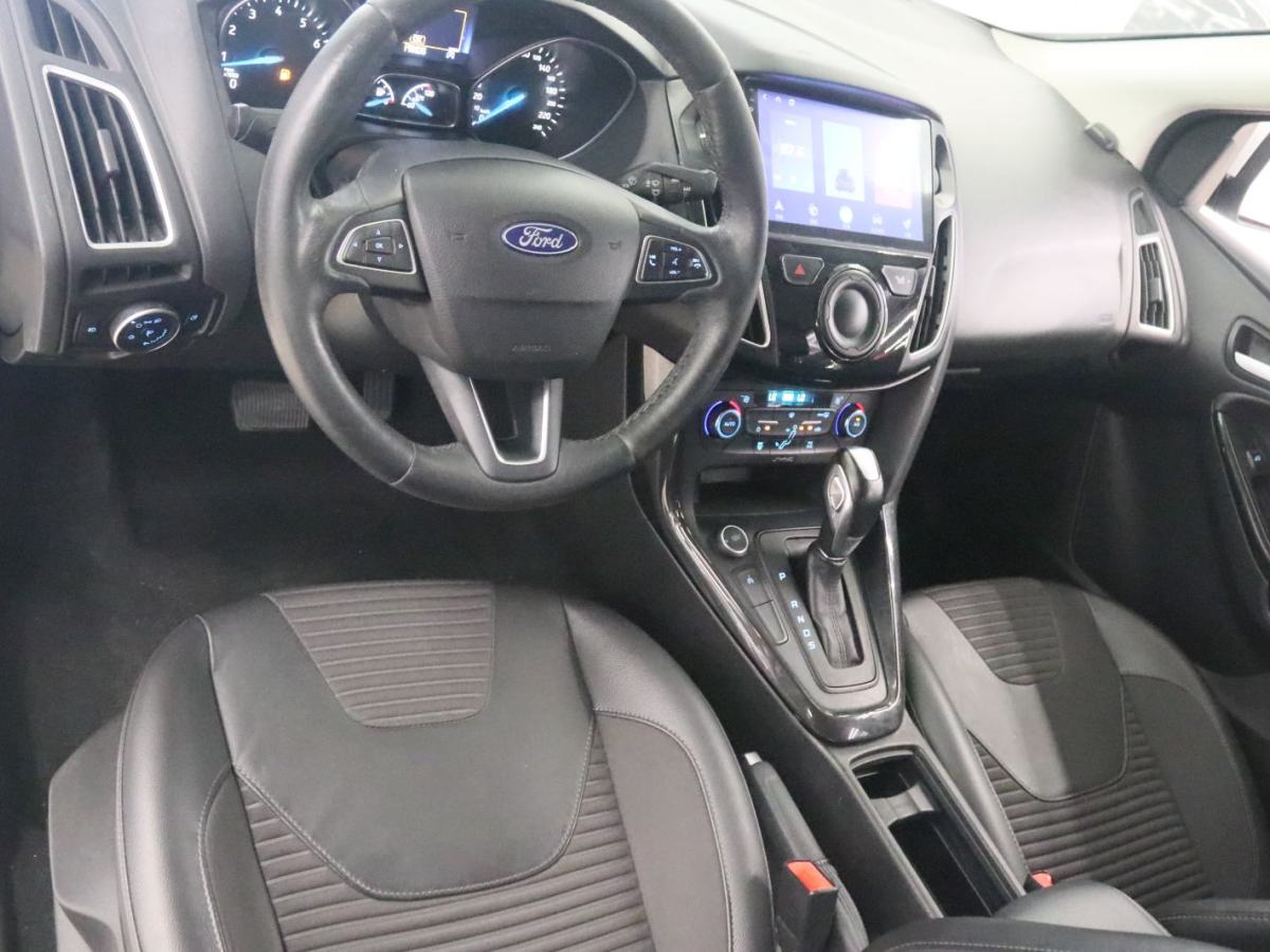 Ford Focus (Imported) 2017 صورة سيارة #11