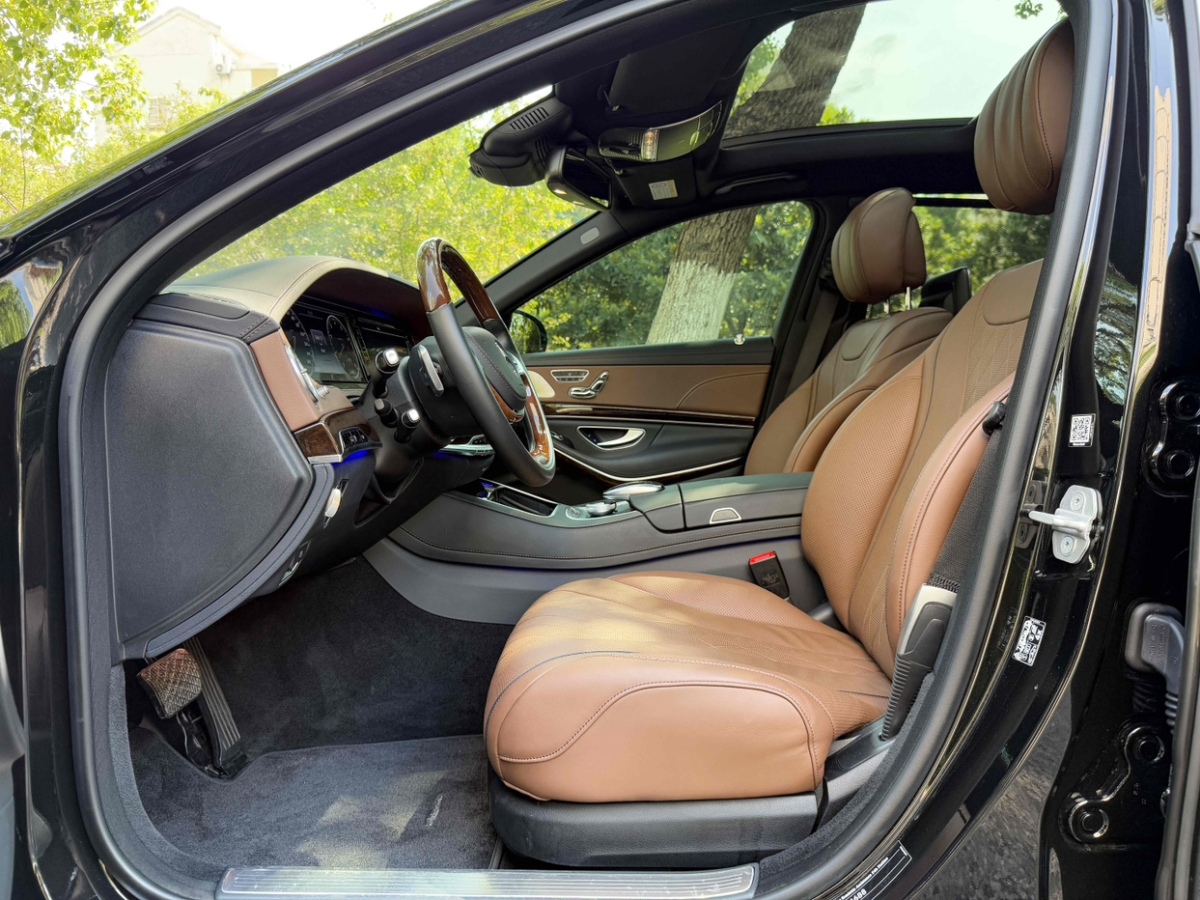 Mercedes-Benz GL AMG 2017 immagine di auto #11