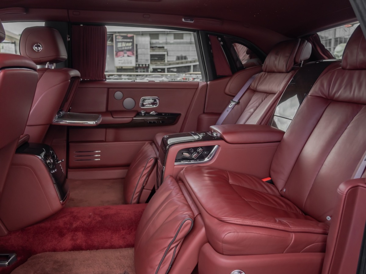 Rolls-Royce Phantom 2018 car image #11