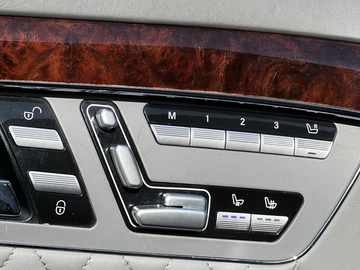 Mercedes-Benz S AMG 2009 car image #11