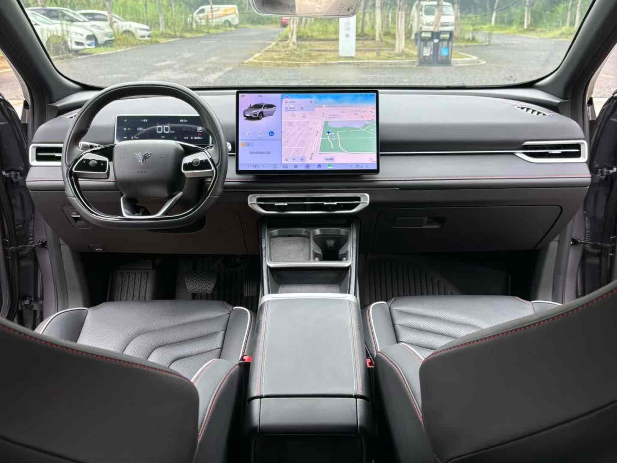 哪吒汽车 哪吒X 2023 汽车图片 #11