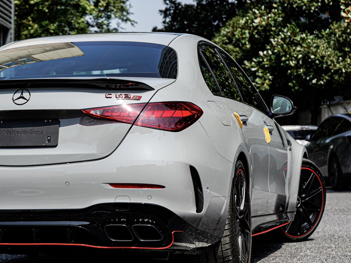 Mercedes-Benz C AMG New Energy 2025 изображение автомобиля #11