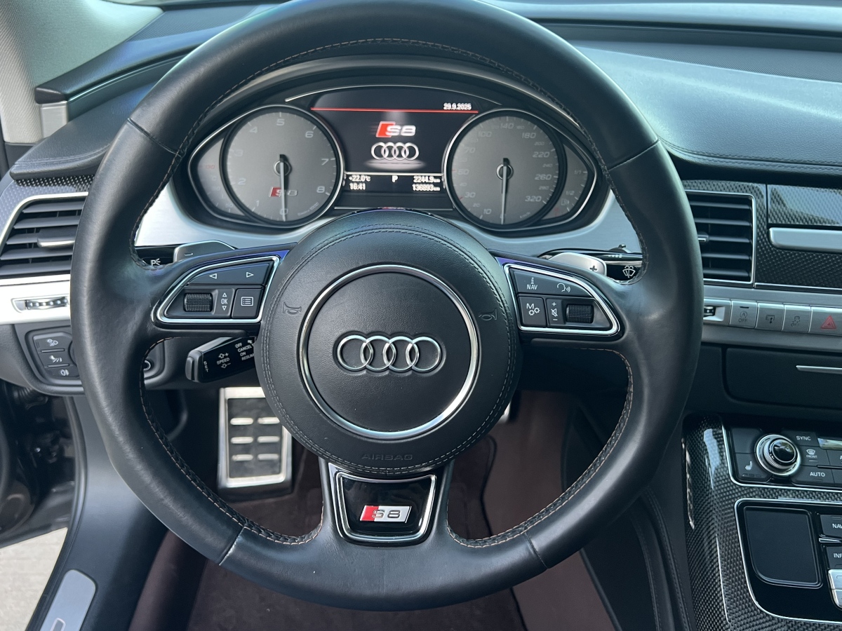 Audi S8 2013 #11 Audi S8 2013 car image #11