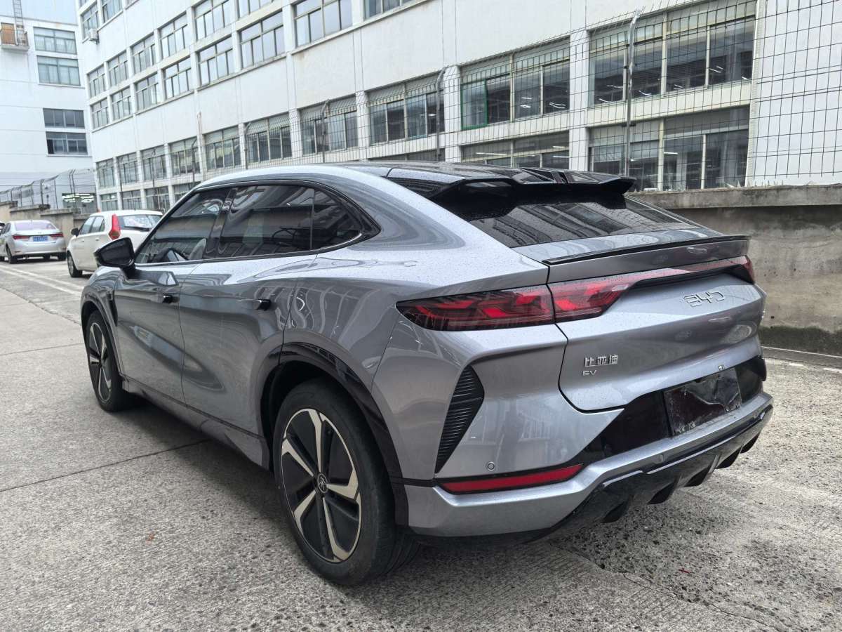 BYD SongL EV 2024 immagine di auto #11