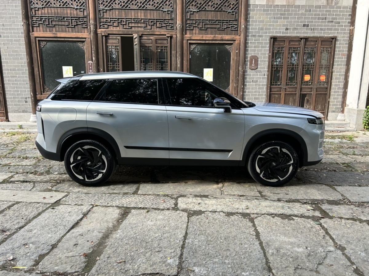 Chery Exploration 06 C-DM 2025 immagine di auto #11