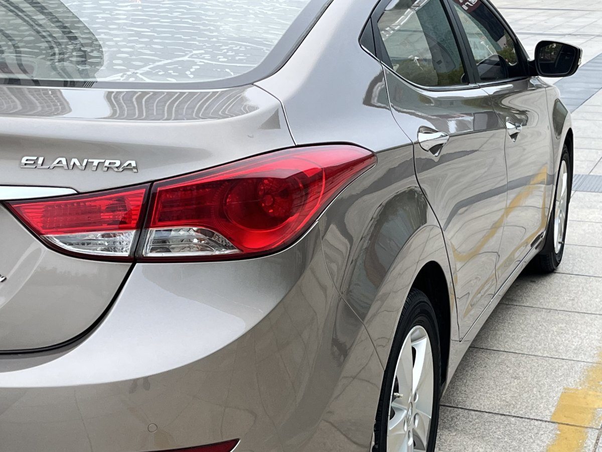 Hyundai Elantra MD 2013 car image #11