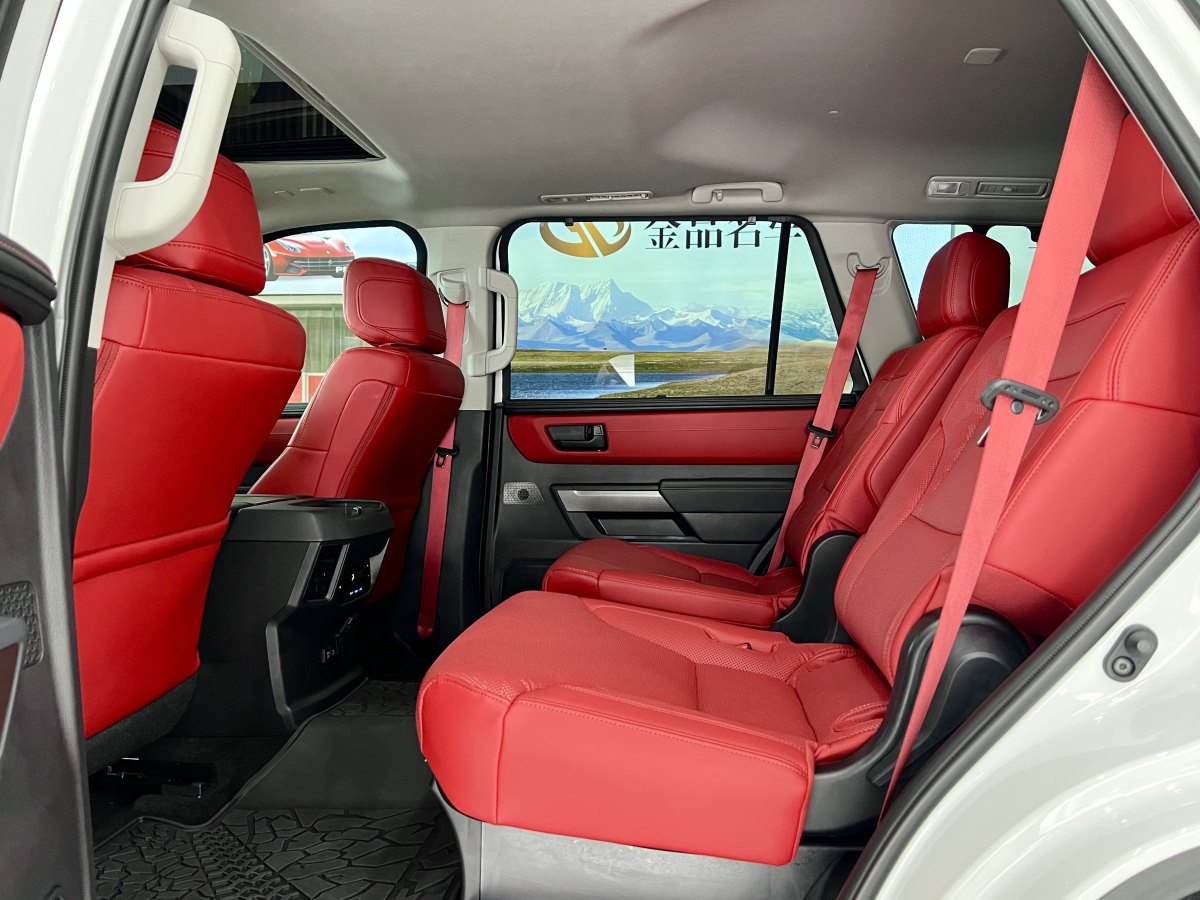 Toyota Sequoia 2024 #11 Toyota Sequoia 2024 imagen de coche #11