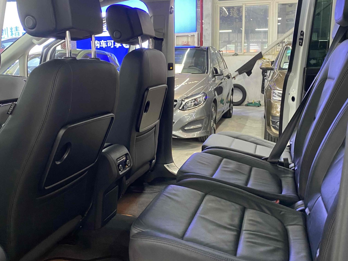 Volkswagen Sharan 2017 immagine di auto #11