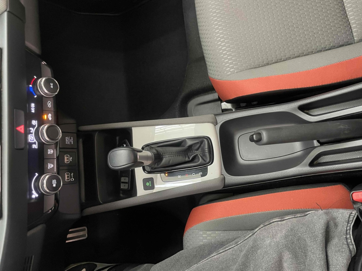 Honda LIFE 2021 car image #11