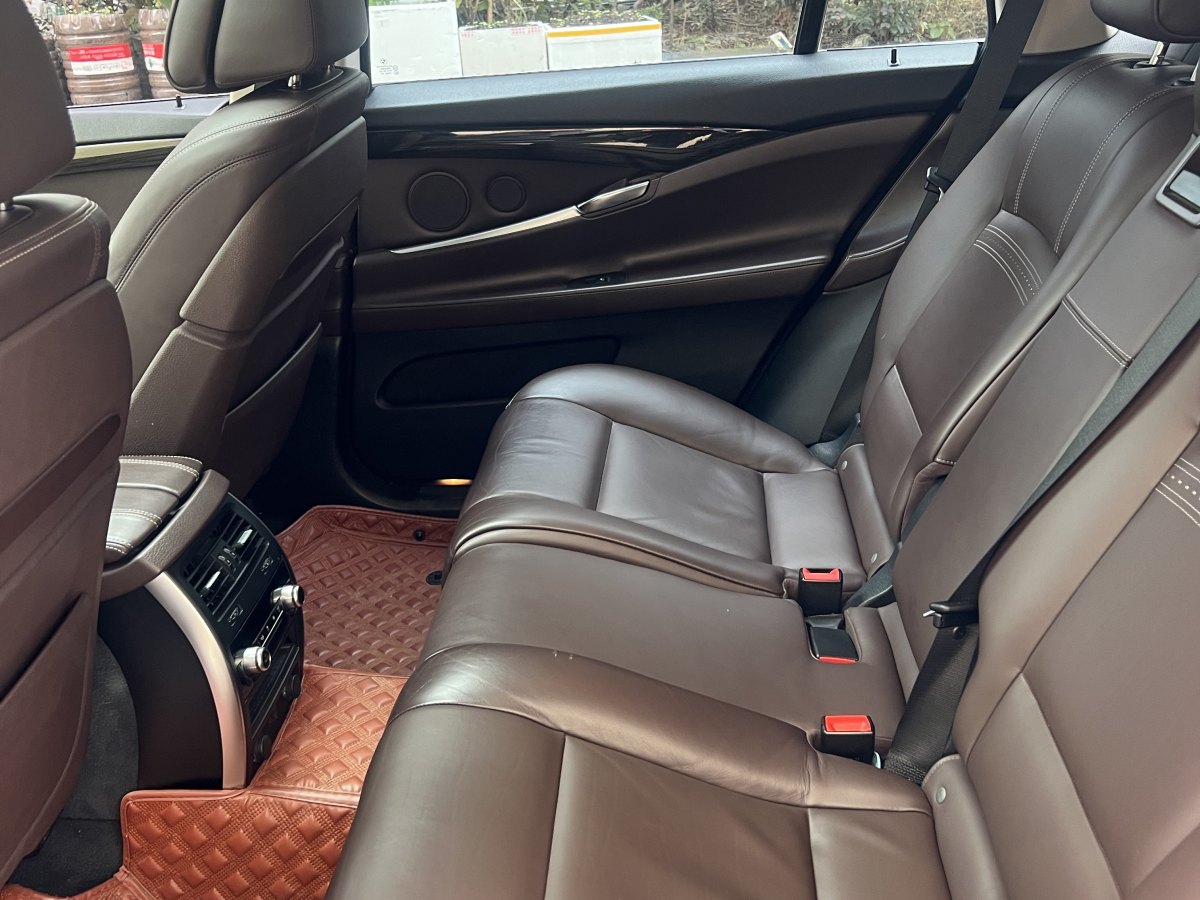 BMW 5 Series GT 2016 #11 BMW 5 Series GT 2016 صورة سيارة #11