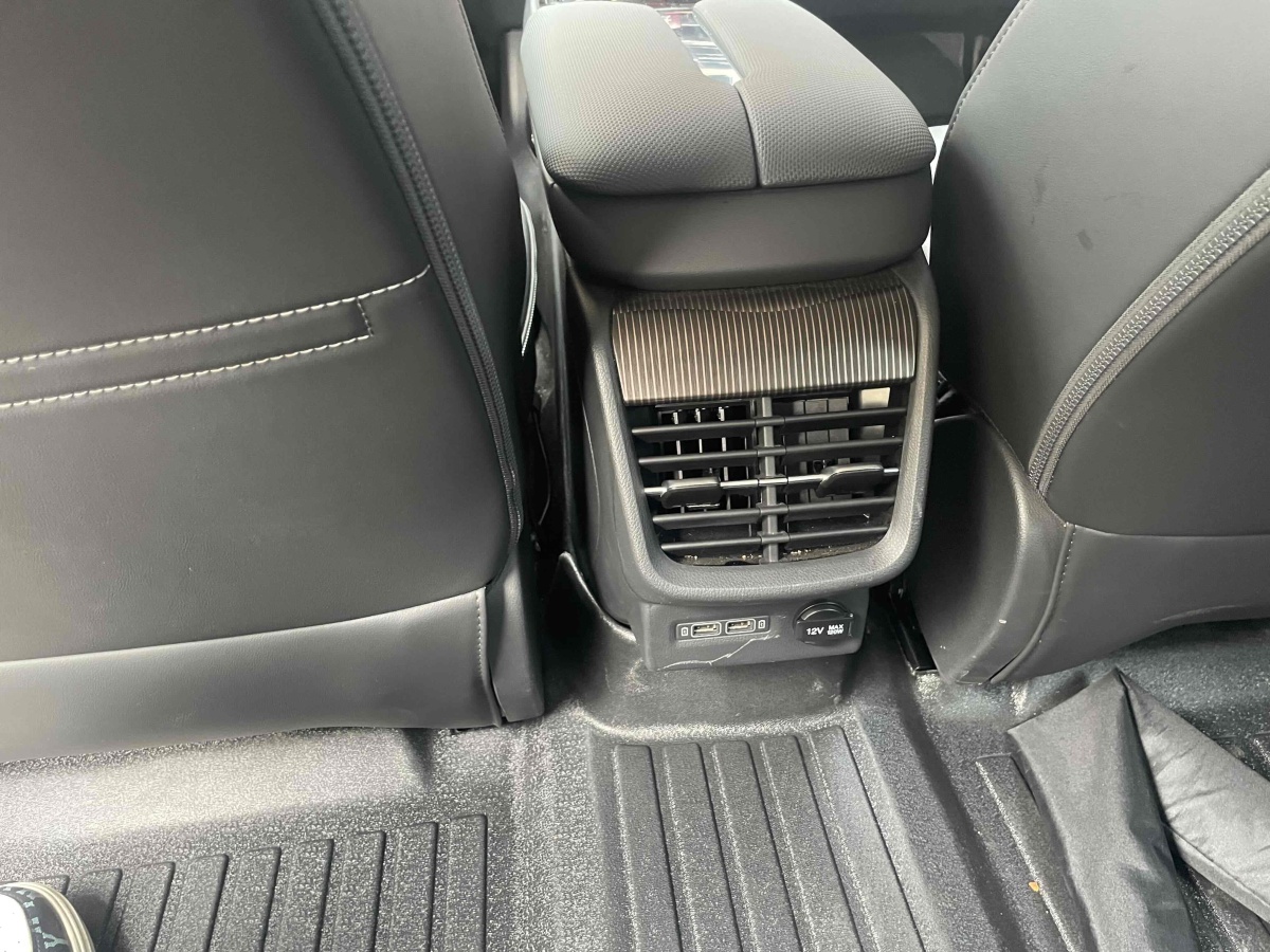 HongQi E-QM5 2023 immagine di auto #11