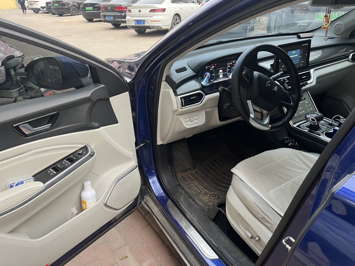 HongQi E-HS3 2019 car image #11