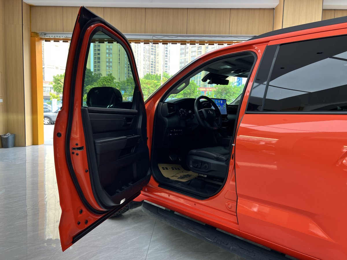 Toyota Sequoia 2024 #11 Toyota Sequoia 2024 imagen de coche #11