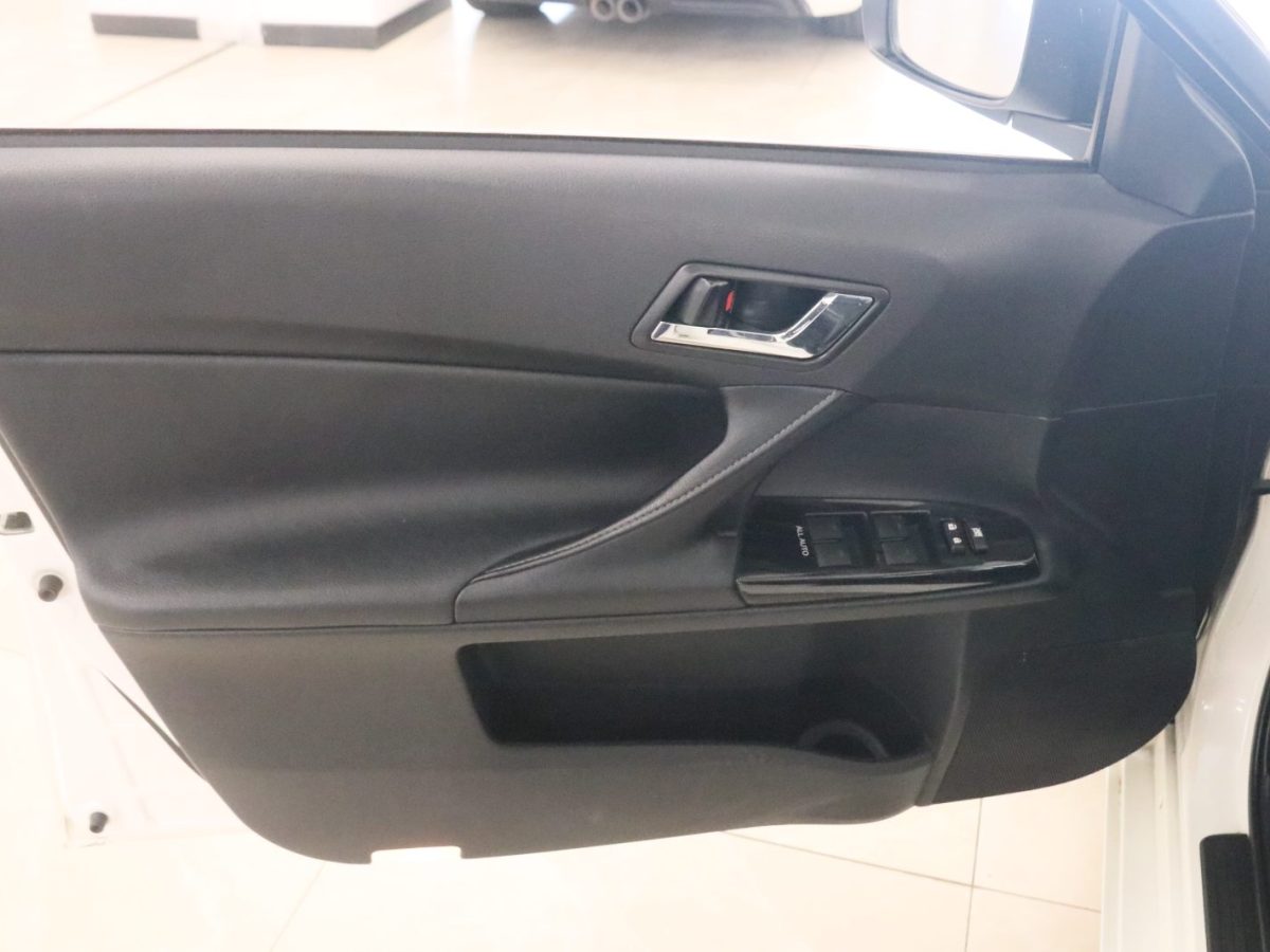 Toyota Bozhi 7 2012 #11 Toyota Bozhi 7 2012 car image #11