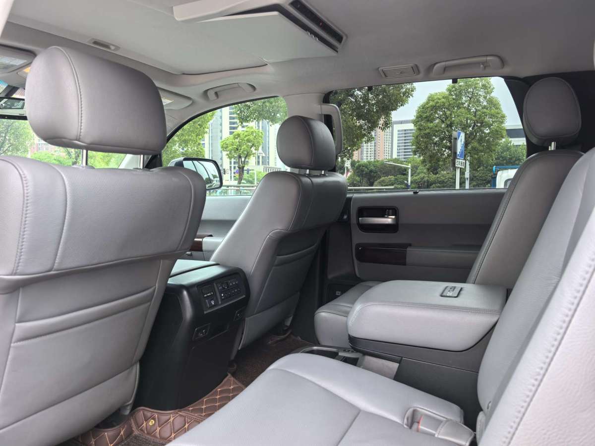 Toyota Sequoia 2013 #11 Toyota Sequoia 2013 immagine di auto #11