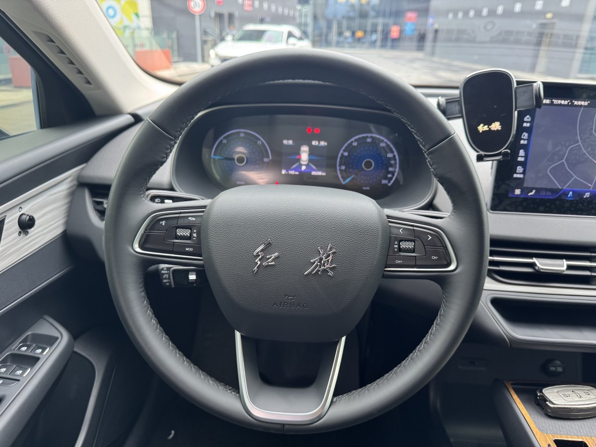 HongQi E-QM5 2024 car image #11